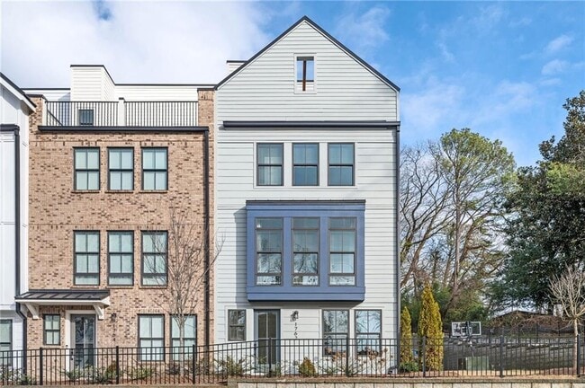 property at 1762 Beckham Pl NE