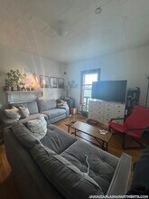 3 Nira Ave in Boston, MA - Foto de edificio - Building Photo