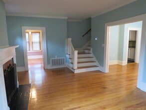 202 Peach Tree St in Fayetteville, NC - Building Photo - Building Photo