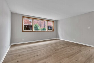 10146 Hartford Ct in Schiller Park, IL - Building Photo - Building Photo
