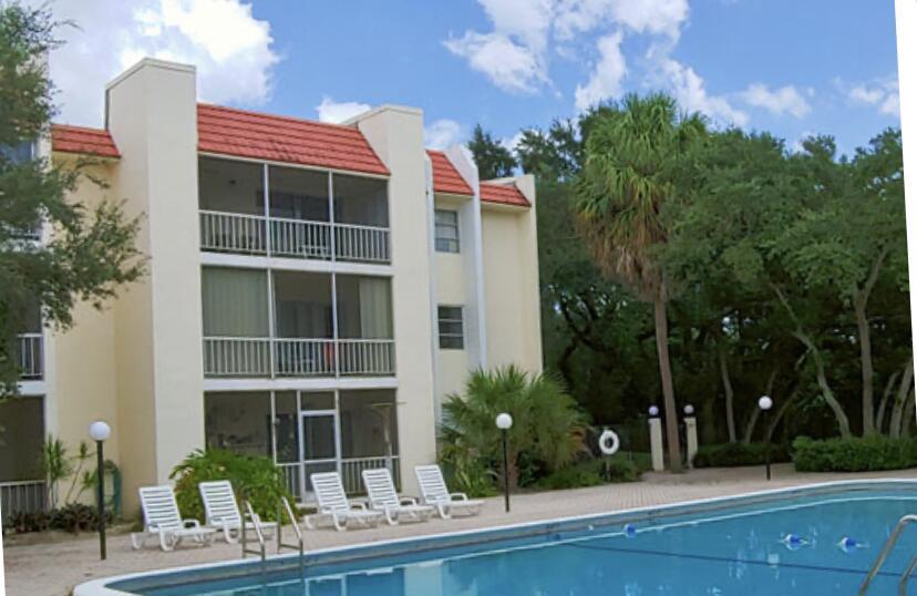636 NW 13th St in Boca Raton, FL - Building Photo