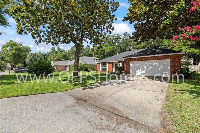 1714 Evans Ct in Niceville, FL - Building Photo - Building Photo