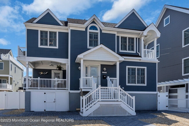 229 2nd Ave in Seaside Heights, NJ - Building Photo - Building Photo