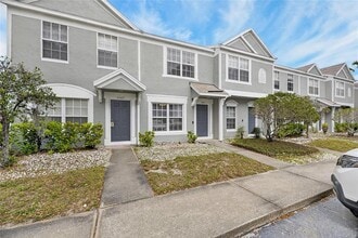 2371 Lake Woodberry Cir in Brandon, FL - Building Photo - Building Photo