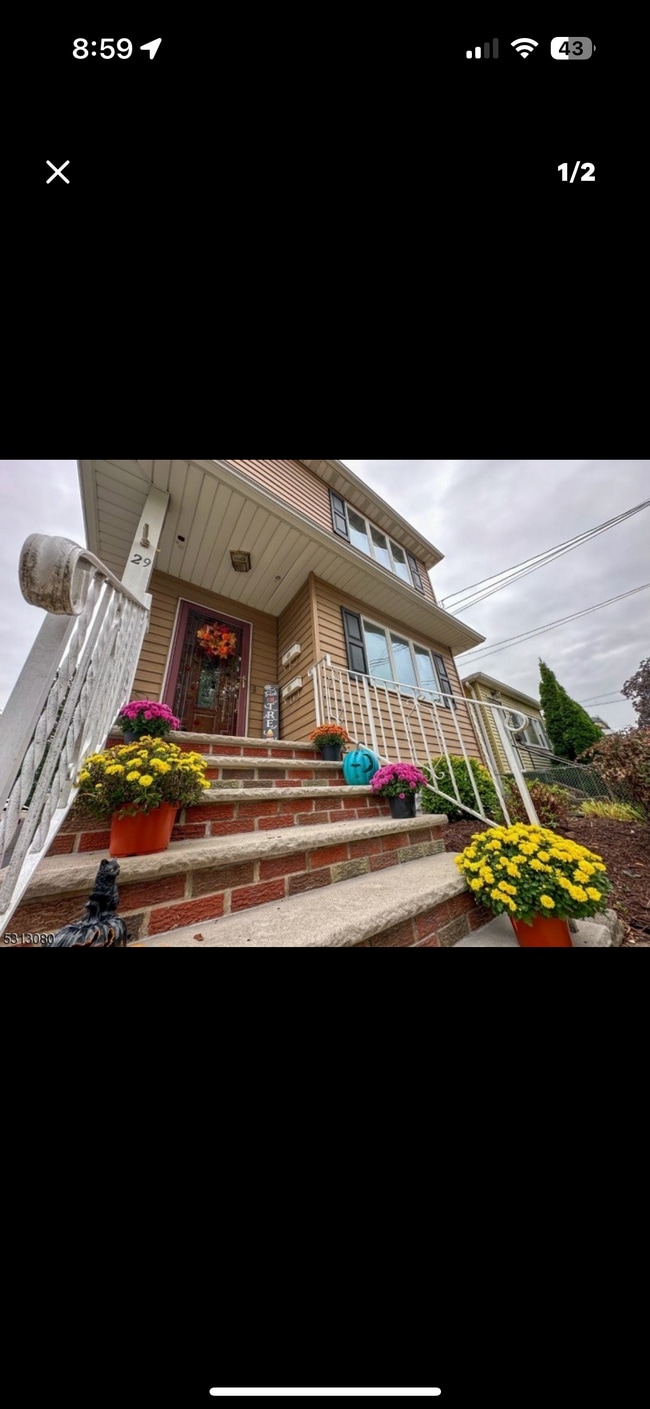 property at 29 Wood St