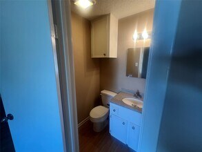 12207 11th St in Santa Fe, TX - Building Photo - Building Photo