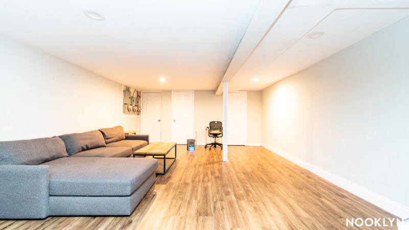 111 Rogers Ave in Brooklyn, NY - Foto de edificio