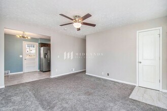 7814 Pasadena Ave in Omaha, NE - Building Photo - Building Photo