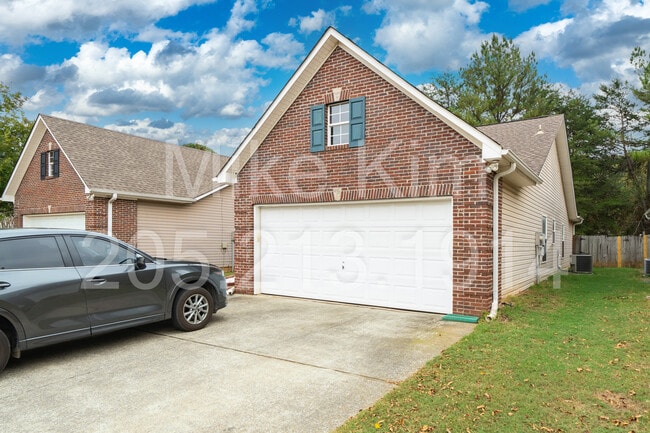 5290 Cottage Ln in Birmingham, AL - Foto de edificio - Building Photo
