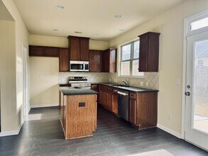 6575 Story Cir in Norcross, GA - Building Photo - Building Photo