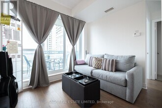 20-620 Gothic Ave in Toronto, ON - Building Photo - Building Photo