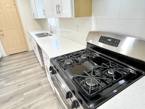 5769 Eugene St in Riverside, CA - Foto de edificio - Building Photo