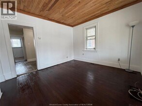 1757 Rooney St in Windsor, ON - Building Photo - Building Photo