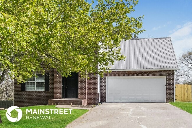 658 Cornerbrook Ln in Knoxville, TN - Building Photo - Building Photo
