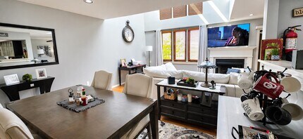 804 Spinnaker Ct in Secaucus, NJ - Building Photo - Building Photo