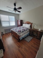 249 Hiawassee Dr in Woodstock, GA - Foto de edificio - Building Photo