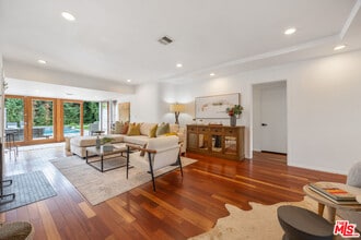 3964 Goodland Pl in Los Angeles, CA - Building Photo - Building Photo