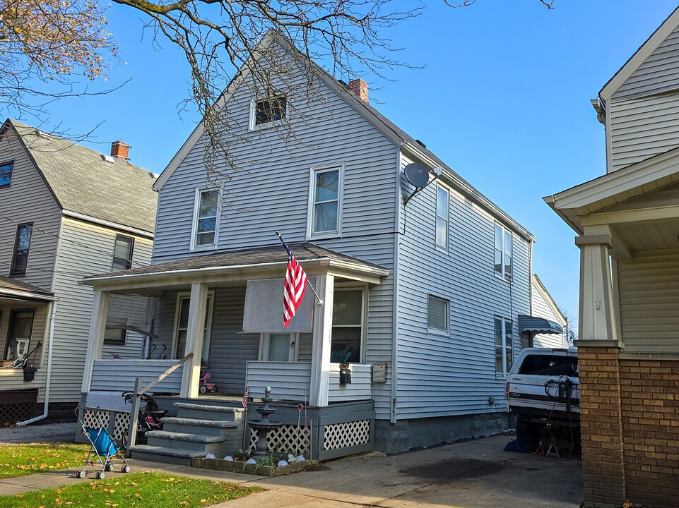 3591 W 47th St in Cleveland, OH - Building Photo