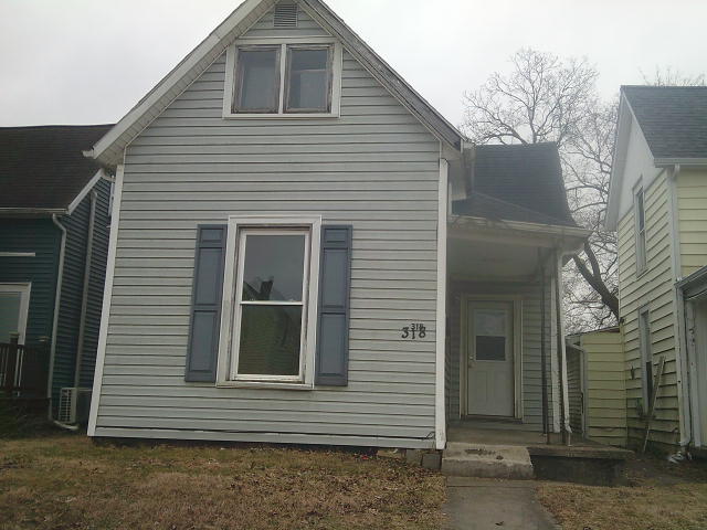 318 E South C St in Gas City, IN - Building Photo