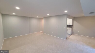 1916 Wilson Ln in McLean, VA - Building Photo - Building Photo