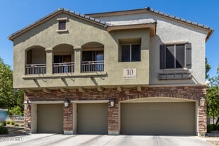 457 N 169th Ave in Goodyear, AZ - Building Photo