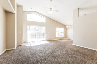 234 Bay Meadow Dr in Kissimmee, FL - Building Photo - Building Photo