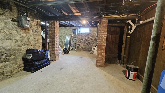 22 Belmont St, Unit 3 in Watertown, MA - Building Photo - Building Photo