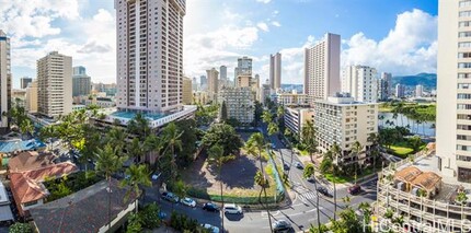 435 Seaside Ave in Honolulu, HI - Building Photo - Building Photo