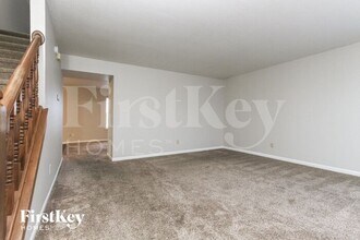 860 Treyburn Green Dr in Indianapolis, IN - Building Photo - Building Photo