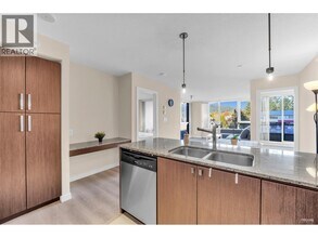 9868 Cameron St in Burnaby, BC - Building Photo - Building Photo