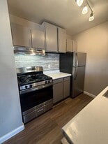 Pine Village Apartments in El Paso, TX - Building Photo