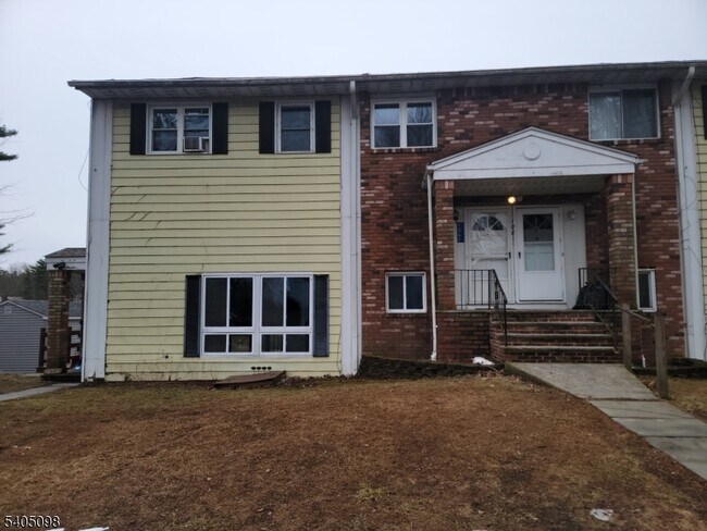 106 A N Shore Point in Montague, NJ - Building Photo - Building Photo