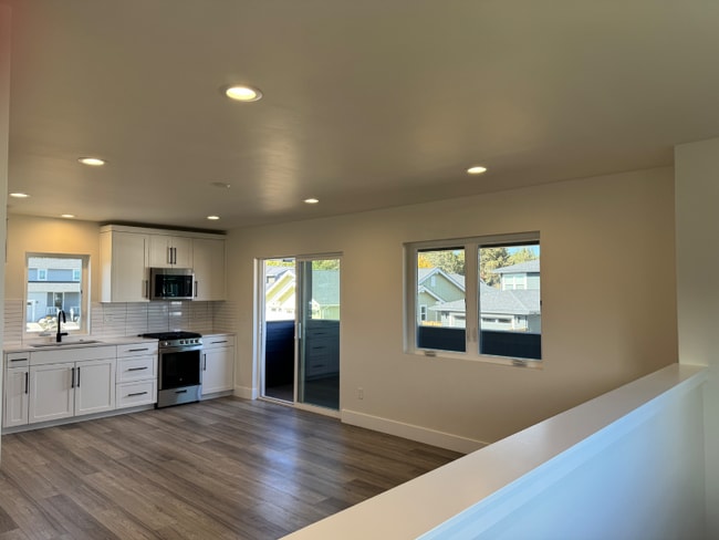 20513 SE Dorset Pl