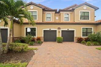 26131 Palace Ln in Bonita Springs, FL - Building Photo - Building Photo