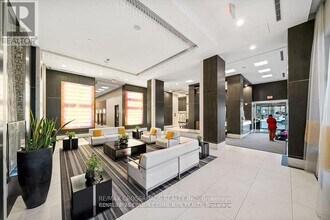 181 Wynford Dr in Toronto, ON - Building Photo - Building Photo