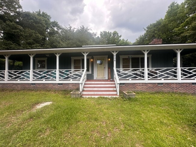 property at 706 Pine St