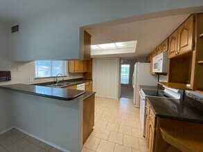 4823 Los Reyes St in San Antonio, TX - Building Photo - Building Photo