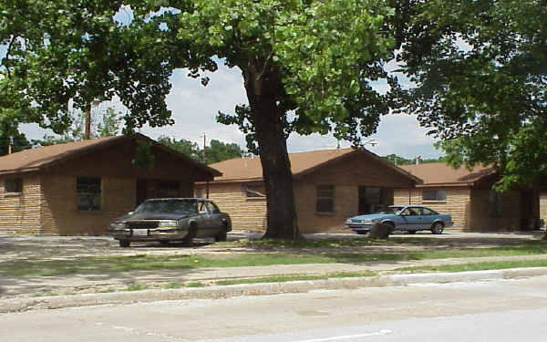 Wipprecht Plaza in Houston, TX - Foto de edificio - Building Photo