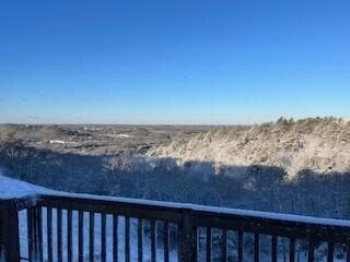 56 Tinker's Blf in Plymouth, MA - Building Photo