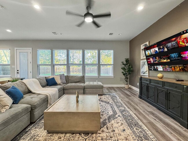 2414 Pennsylvania Ave