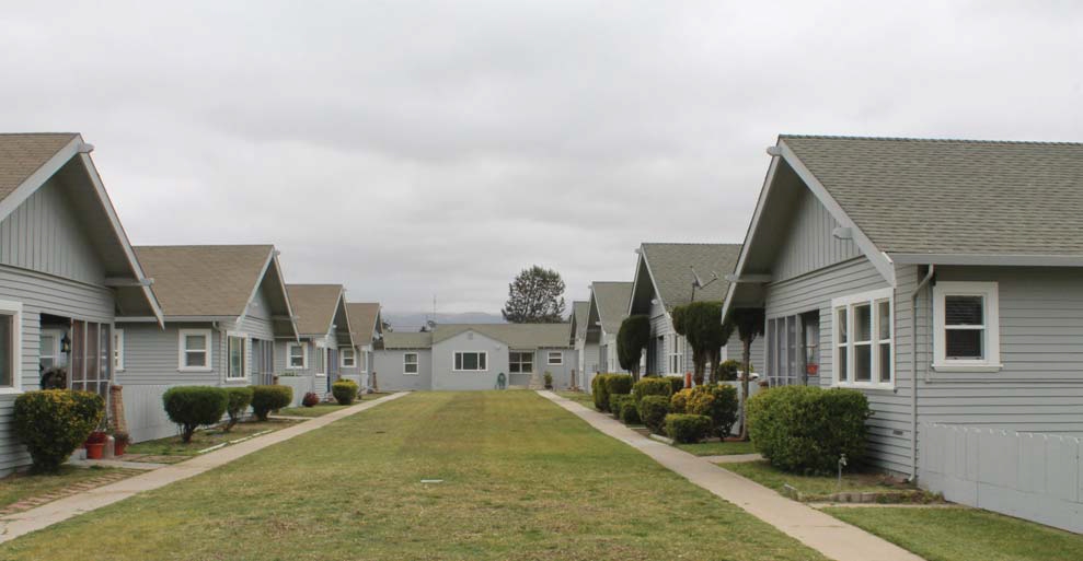 Vosti Court in Gonzales, CA - Foto de edificio