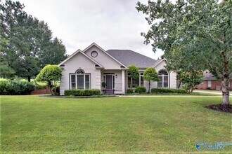 2772 Deford Mill Rd SE in Owens Cross Roads, AL - Building Photo - Building Photo