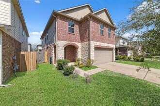 3307 Crestford Cliff Ln in Houston, TX - Building Photo - Building Photo