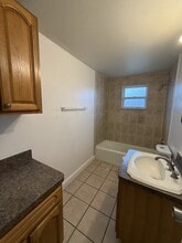 2901 Parker Ave in Ft. Myers, FL - Building Photo - Building Photo