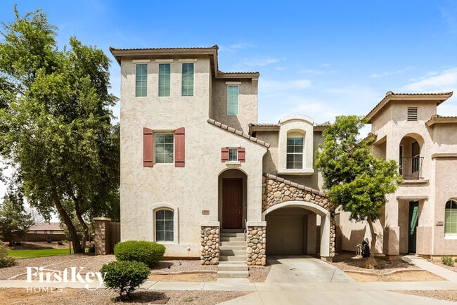 property at 10024 W Williams St