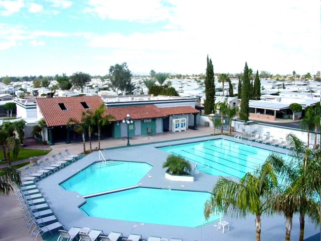 Mesa Regal Rv Resort in Mesa, AZ - Foto de edificio - Other