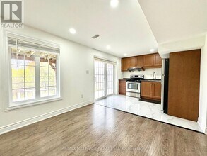 41 Stoneylake Ave in Brampton, ON - Building Photo - Building Photo