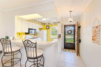 1619 Mission Hills Blvd in Clearwater, FL - Building Photo - Building Photo