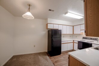 Bradford Run Apartments in Kokomo, IN - Building Photo - Building Photo