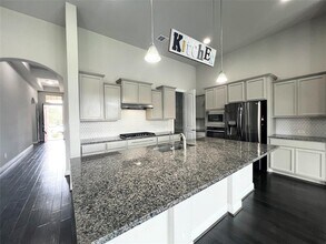 2700 Hudson Ln in Leander, TX - Building Photo - Building Photo